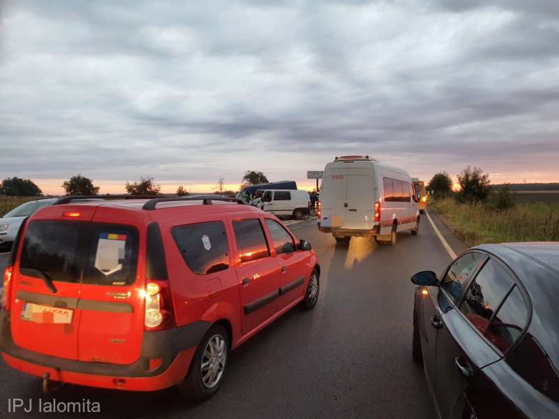 Patru persoane au decedat în urma accidentului de pe DN 2