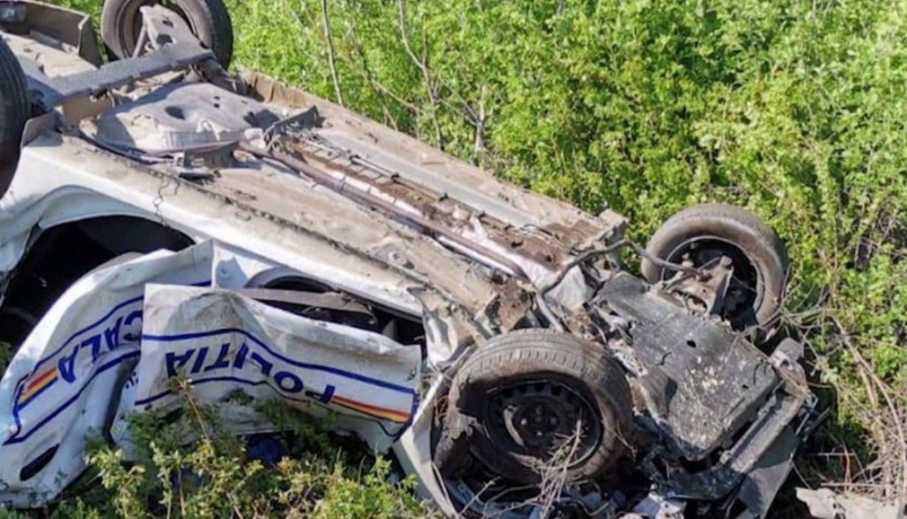 Poliţist local, mort într-un accident în care o autospecială de poliţie a fost lovită de un tren