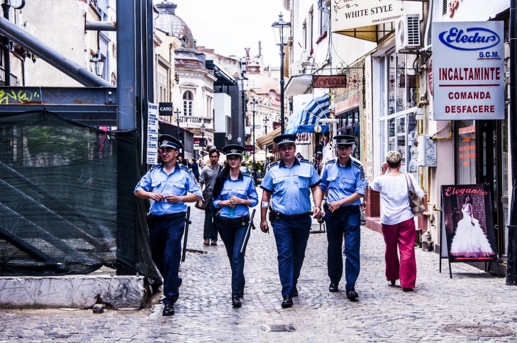 Proiect de lege. Poliția poate interveni și deschide focul mai repede