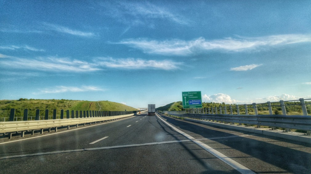 Se lucrează până noaptea pe autostrăzi. Restricții