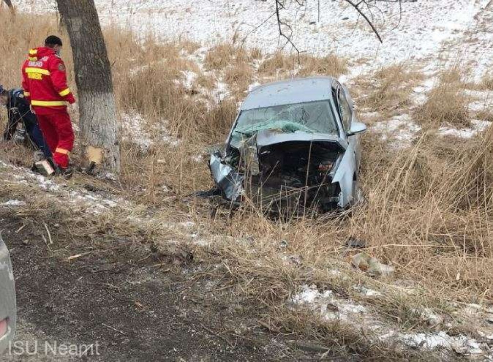 Accident rutier cu două victime încarcerate