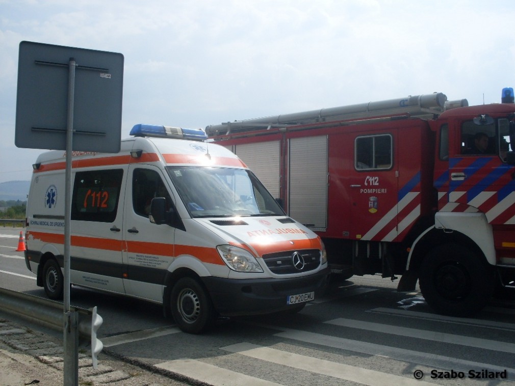 Accident pe Valea oltului: opt răniţi, între care un copil de un an