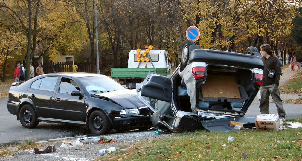 Trei răniți, patru mașini implicate