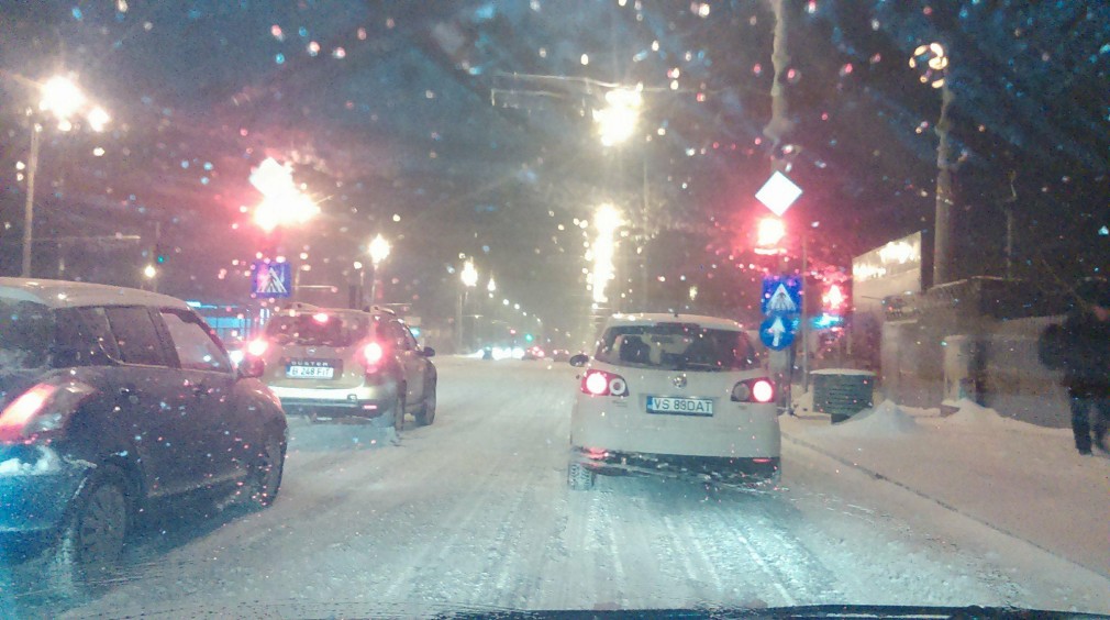 România sub zăpadă. Cum se circula la ora 11.00