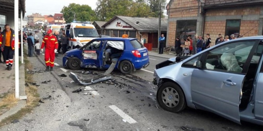 Accident provocat de un tânăr care făcea şcoala de şoferi