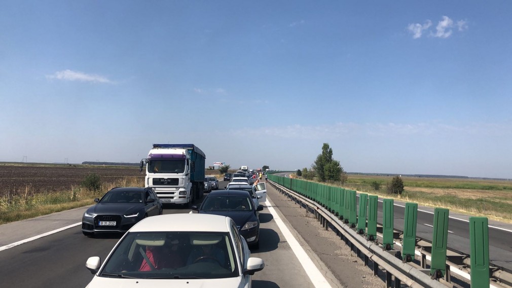 Carambol pe autostrada spre mare