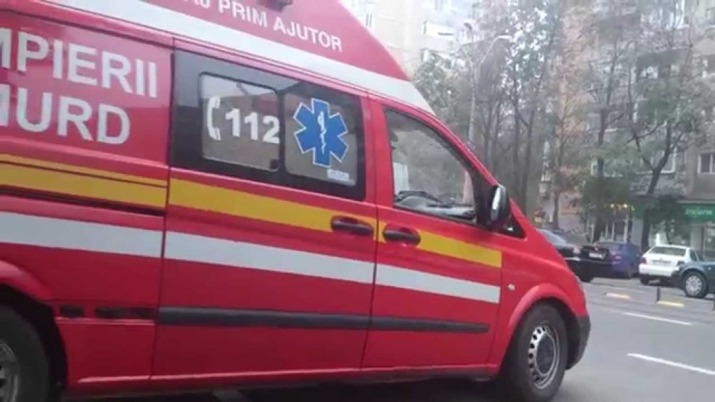 Trei persoane rănite în urma unui accident produs pe DN1