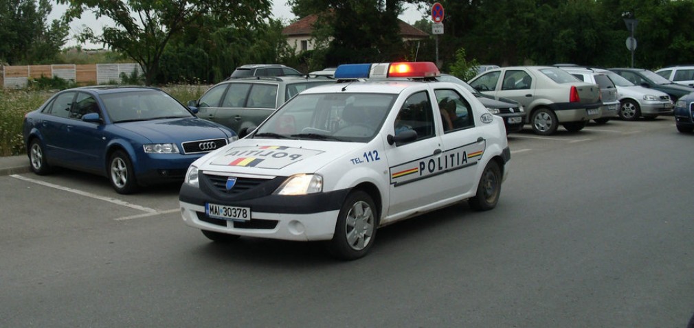 O maşină de Poliţie s-a ciocnit cu un alt autovehicul în Capitală