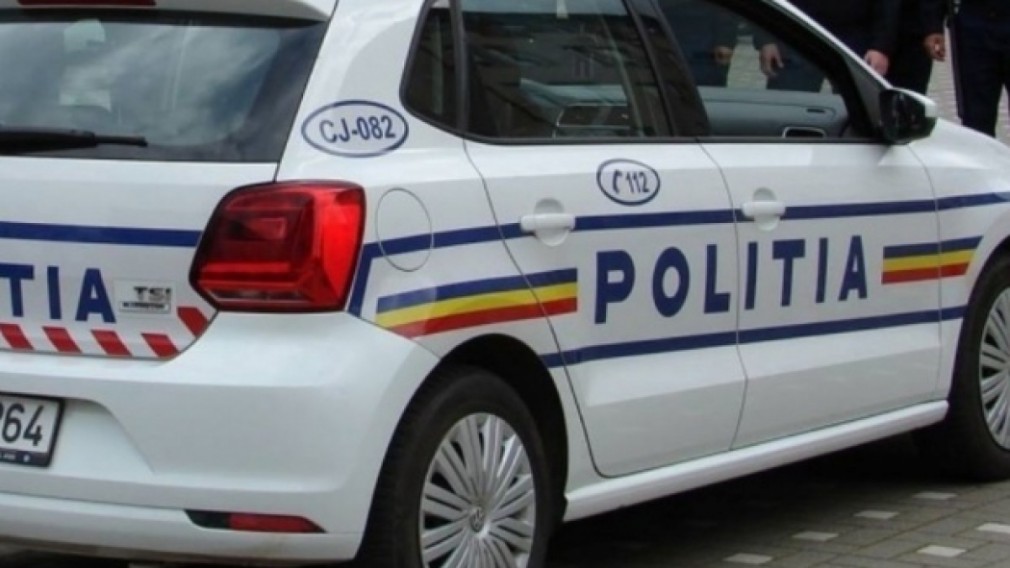 Doi tineri care au tras cu o armă cu aer comprimat pe o stradă din Galaţi, cercetaţi de poliţişti