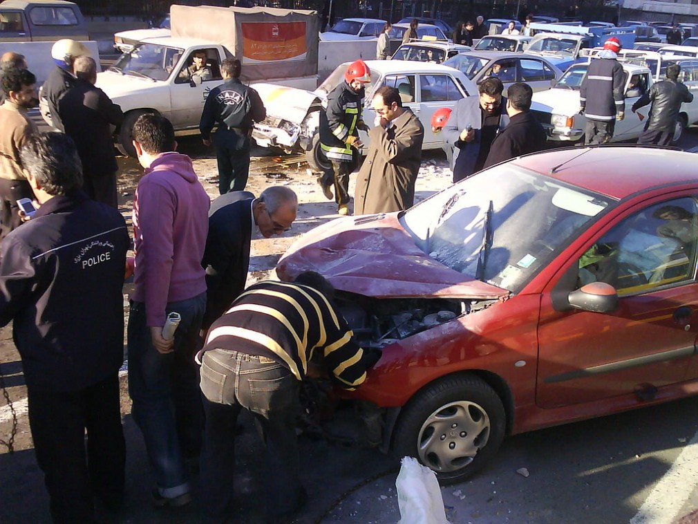 TERIBILIST. A vrut să depășească o coloană de mașini la 19 ani. TRAGEDIE!