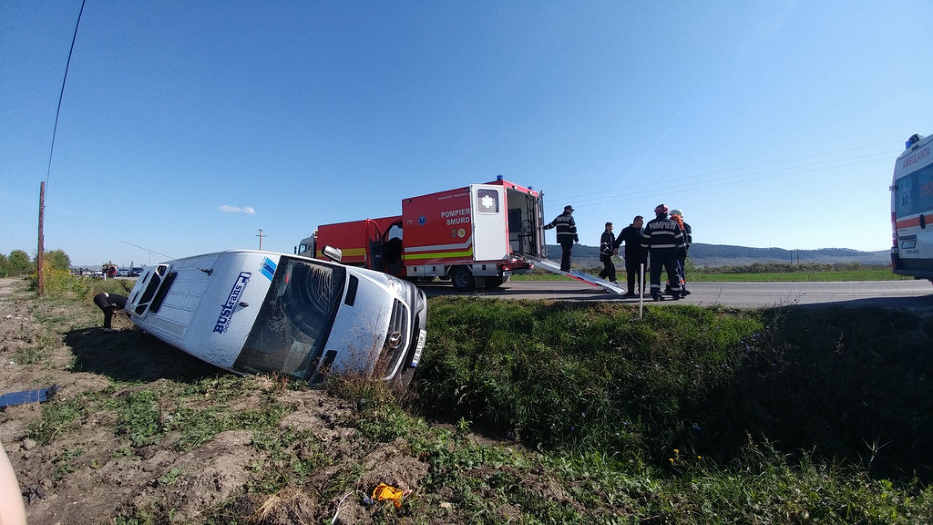 Încă un accident cu un microbuz