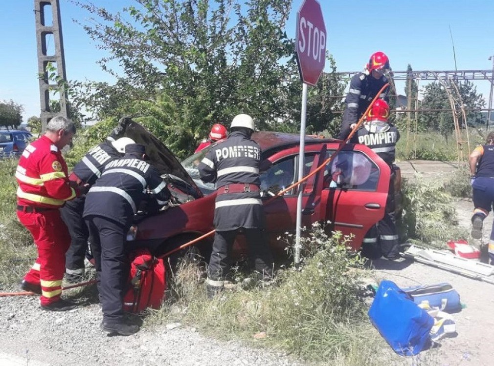 Accident cu un mort și trei răniți