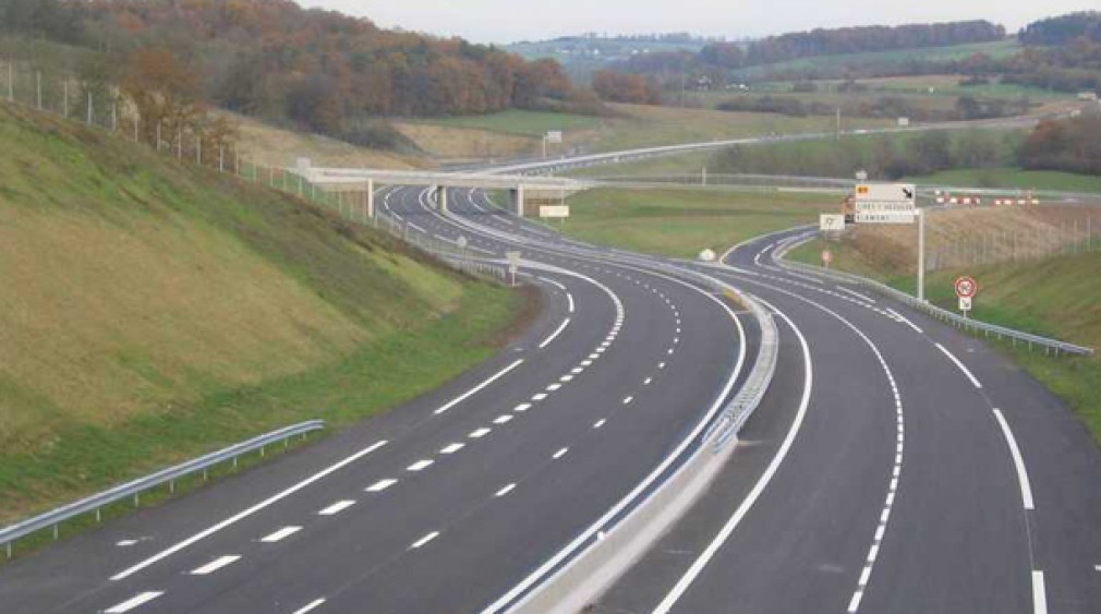 Pieton rănit grav pe autostrada A1 Bucureşti-Piteşti