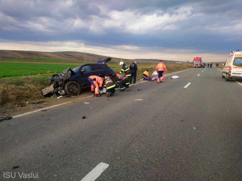 Accident rutier grav lângă Bârlad, cu patru pesoane decedate